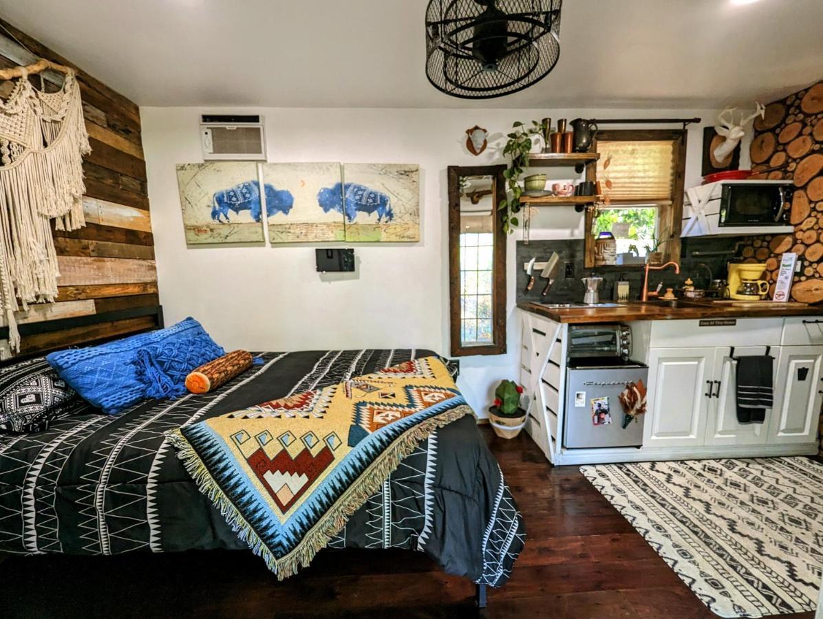 Cozy Af Tiny-House Oasis Villa Tampa Buitenkant foto